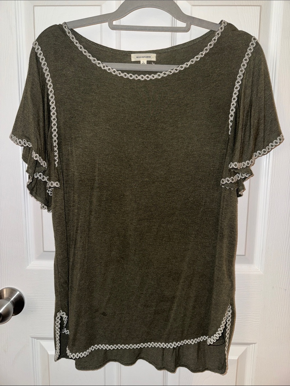 Max Studio Olive Green Short Flutter Sleeve Tunic with White Lace Trim